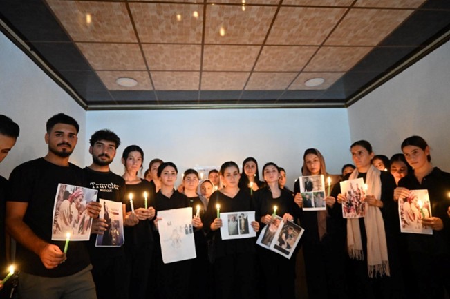 Photo 3 Yazidi GEL learners remembering those who lost their lives in the genocide perpetuated by the so-called Islamic State