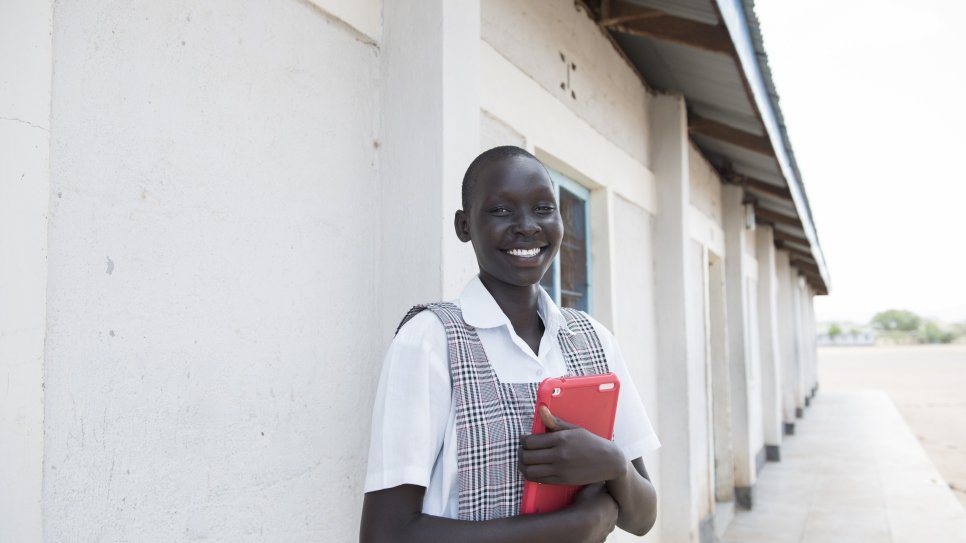 Refugee from South Sudan, UNHCR, Hannah Maule-ffinch